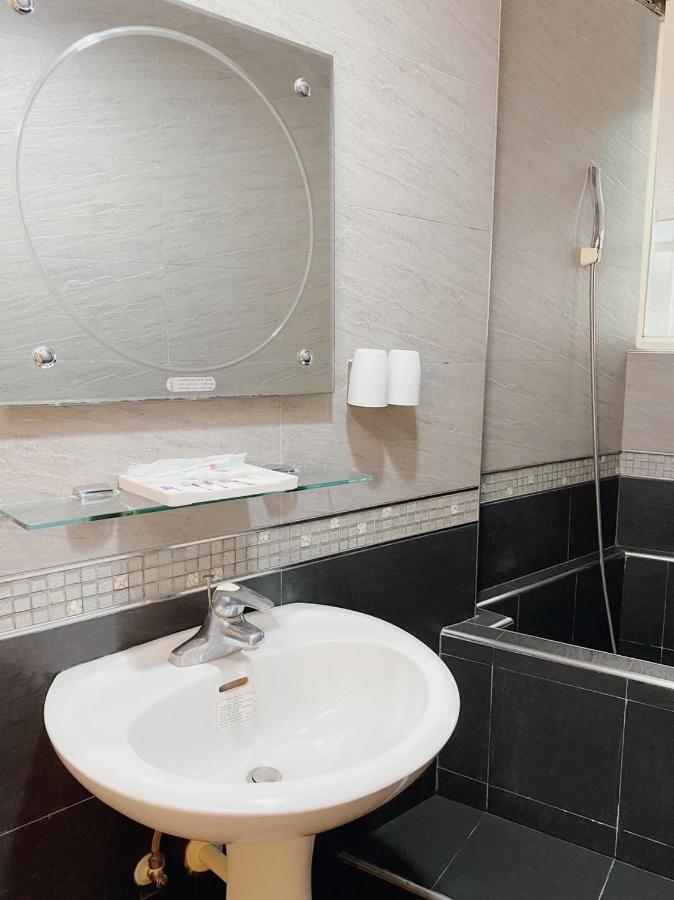 H Hotel Đài Bắc Ngoại thất bức ảnh