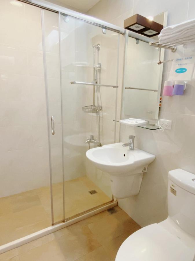 H Hotel Đài Bắc Ngoại thất bức ảnh